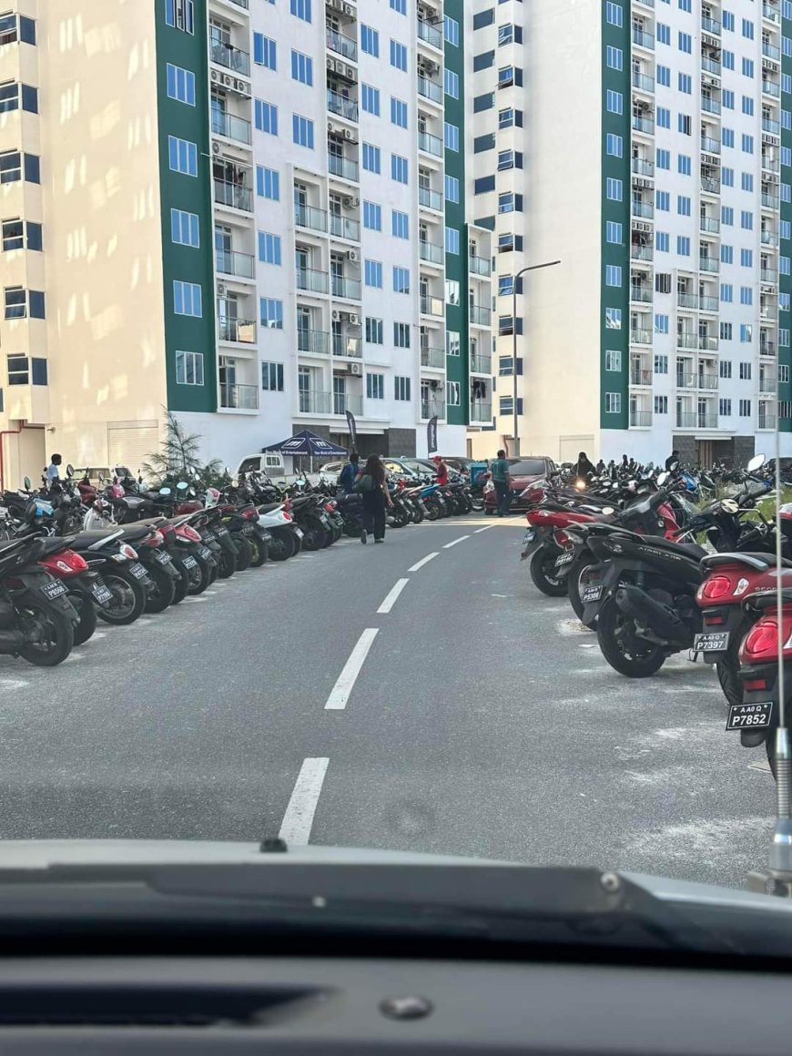 Law Enforcement Takes Firm Action Against Unauthorized Parking in Male' City and Hulhumale'