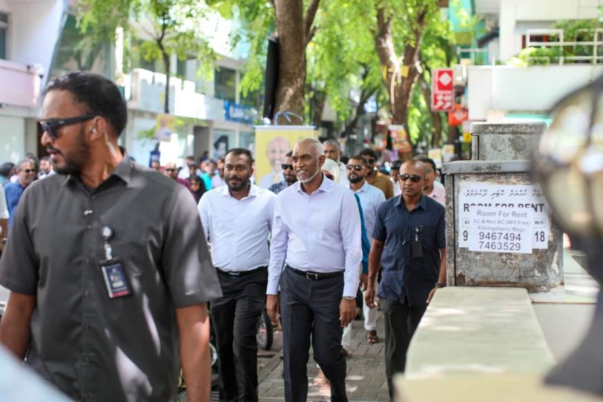 ކެންޑިޑޭޓުންނަށް ތާއީދު ހޯދުމަށް ޕީއެންސީގެ ރައީސް އަދި ކޯލިޝަން ލީޑަރު ރައީސް ޑރ. މުހައްމަދު މުއިއްޒު ޑޯޓުޑޯ އަށް