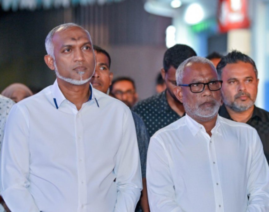 މަޖިލިސް ރައީސް އަބްދުއްﷲ އަބްދުއްރަހީމްގެ ހުރިހާ ޝުކުރެއް ރައީސް މުއިޒަށް، އަޅުގަނޑުގެ މަސަތްކަތުގެ އަގު ވަޒަންކުރި ވެރިޔަކީ ރަޢީސް މުއިޒް